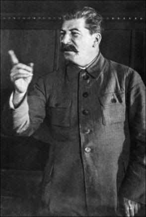 [Image: Stalin-140508_27880t.jpg]