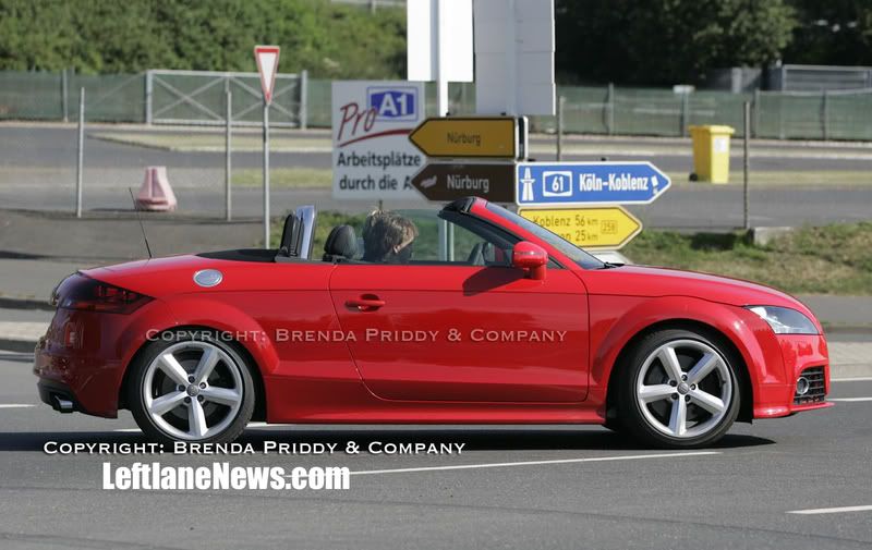 audi-tt-rs-red-2.jpg