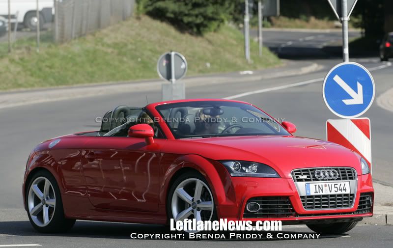 audi-tt-rs-red-3.jpg