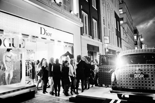  photo diorregentstreet_zpsb50af72a.jpg