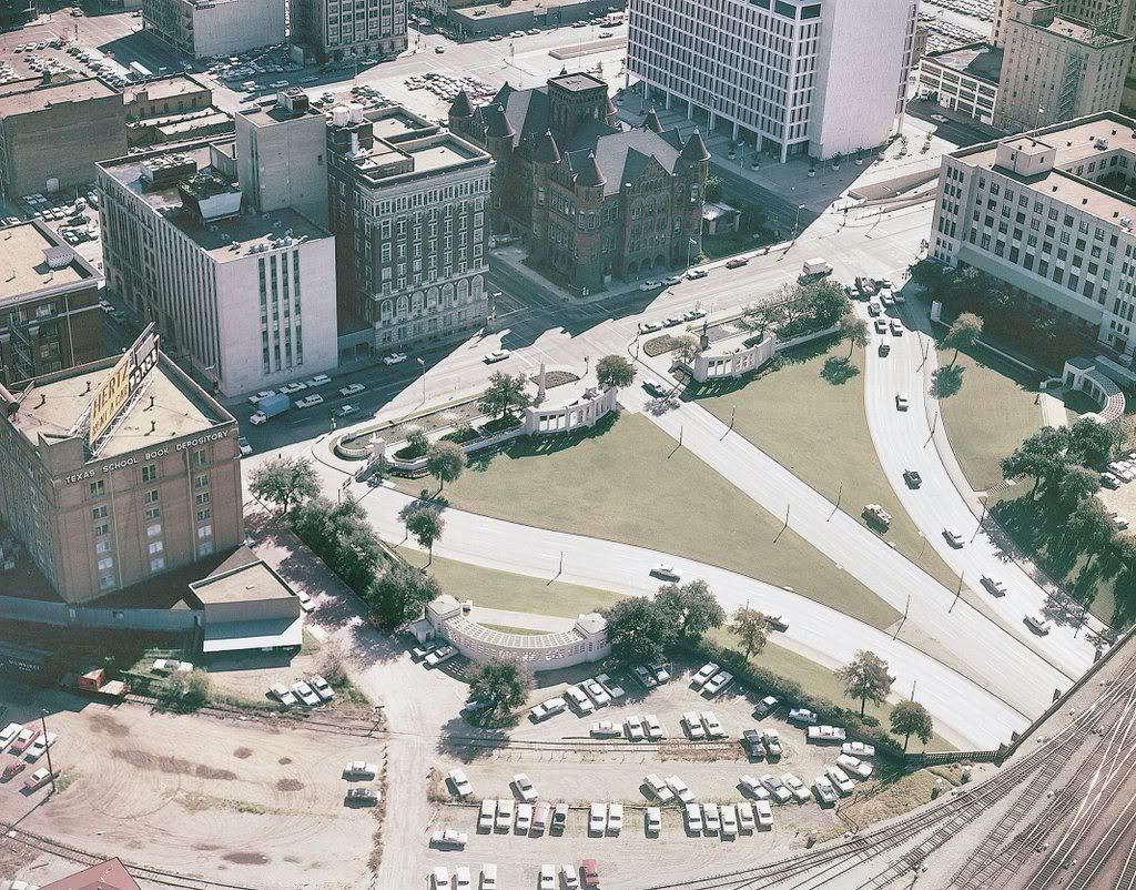 Dealey_Plaza_Aerial_View_Circa_1967.jpg?