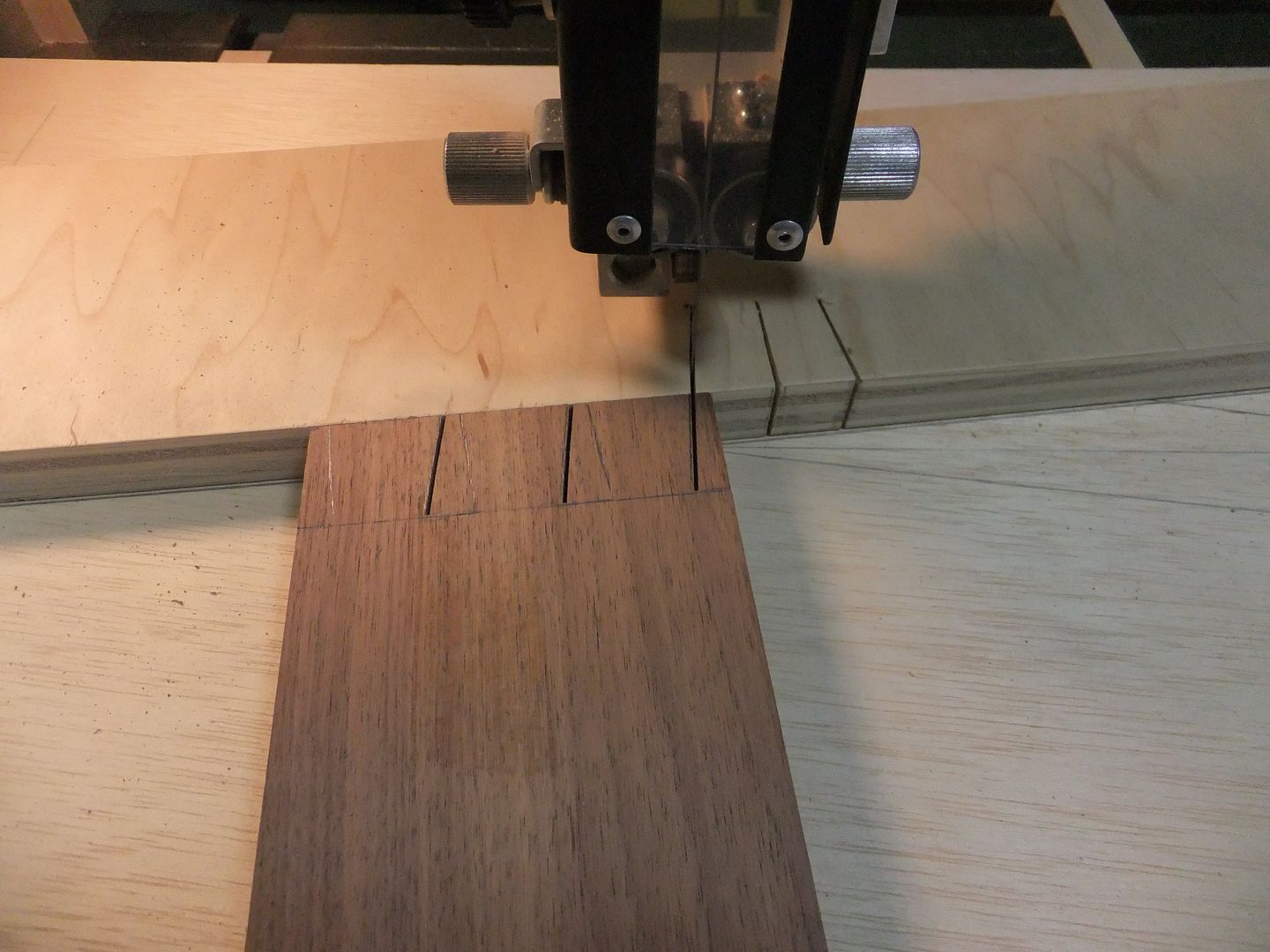Shop Stuff 5 Machine Cut Through Dovetails by SPalm LumberJocks