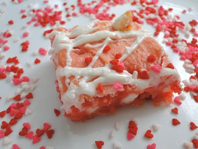 Strawberry-Cake-Batter-Blondies.jpg