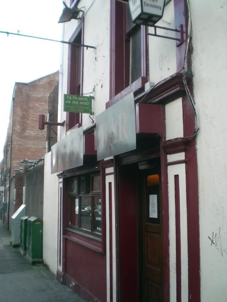 HillStreetStoneysBar.jpg