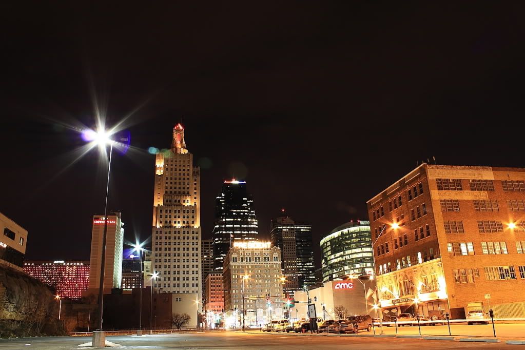 IMAGE: http://i217.photobucket.com/albums/cc60/19_jesse/quickeditforpsdowntownshotbarleycol.jpg