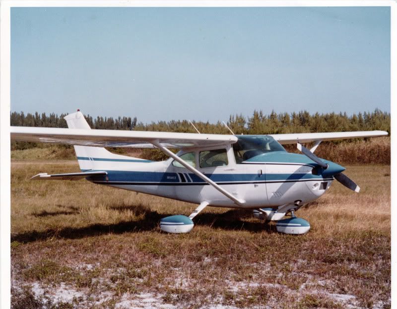 Cessna182.jpg