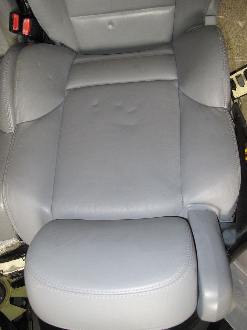 2002 BMW 325Ci >> E46 M3 Convertible Grey Leather Front Rear seats w/ console 2002 BMW 325Ci >> E46 M3 Convertible Grey Leather Front Rear seats w/ console